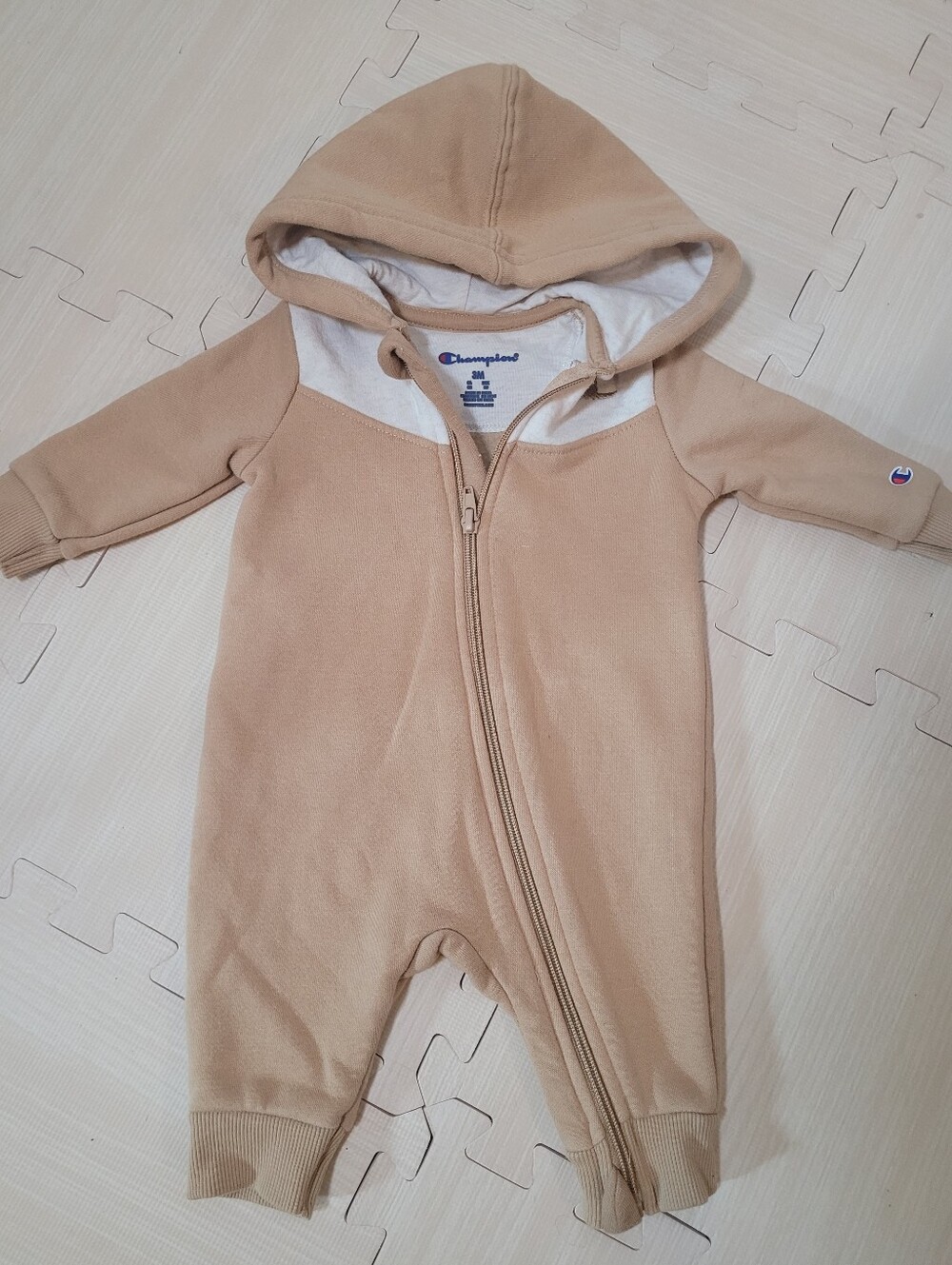 4/$10 Champion Tan Hooded Onesie Sweatsuit Size 3 Months